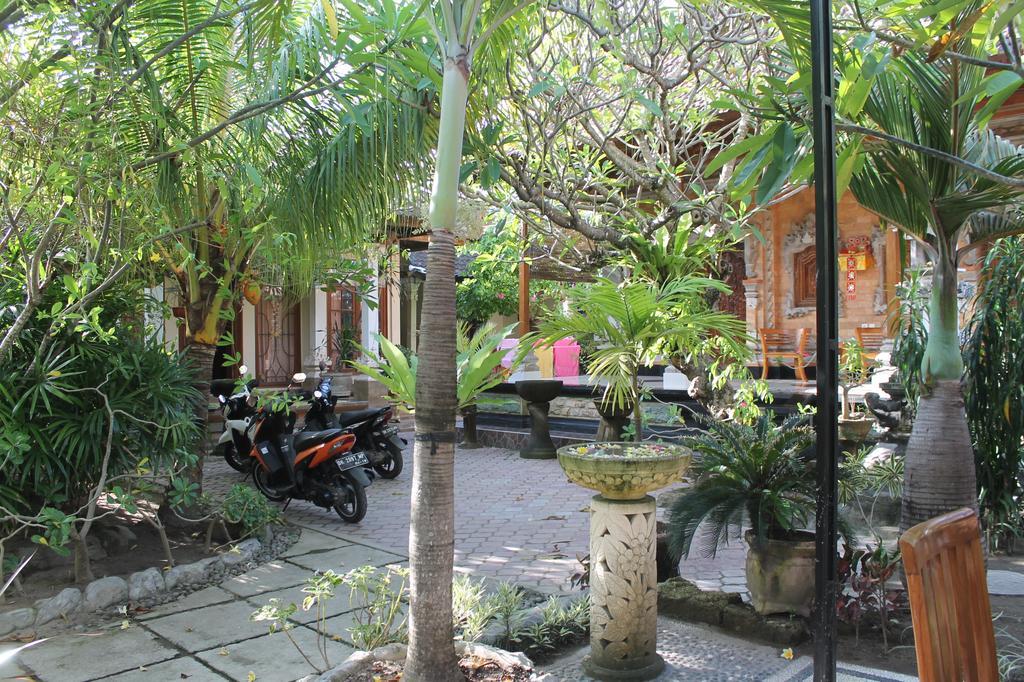 Green Palm Homestay BALI Bagian luar foto