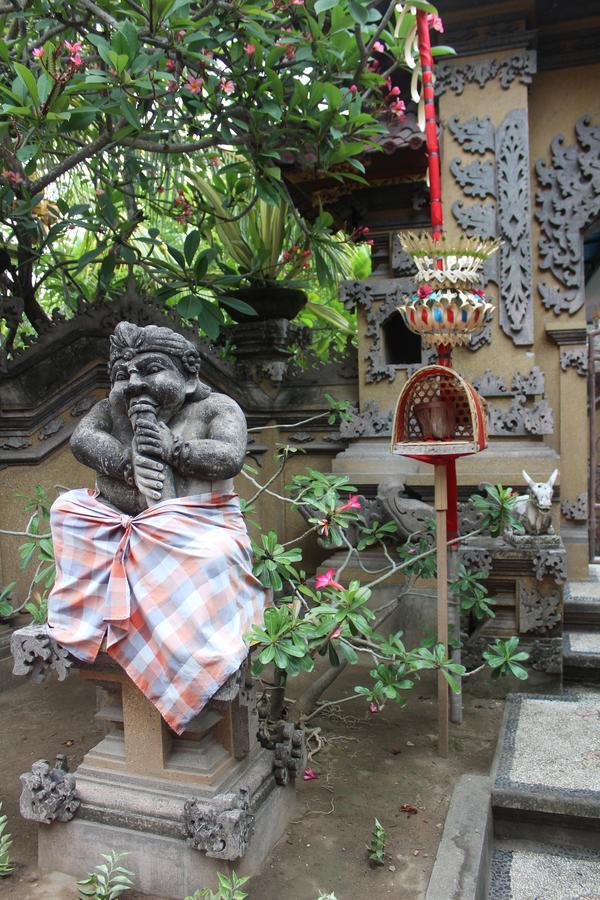 Green Palm Homestay BALI Bagian luar foto