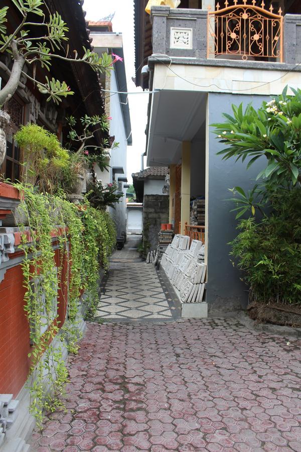 Green Palm Homestay BALI Bagian luar foto