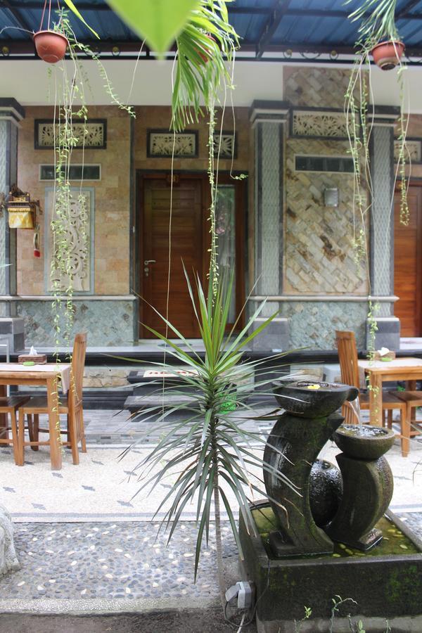 Green Palm Homestay BALI Bagian luar foto