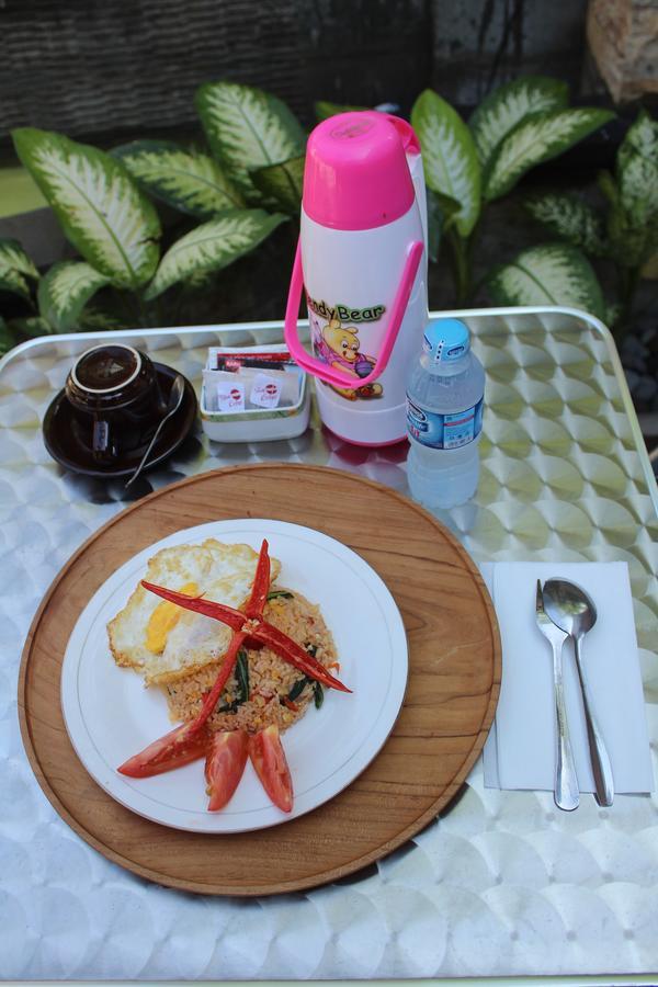 Green Palm Homestay BALI Bagian luar foto